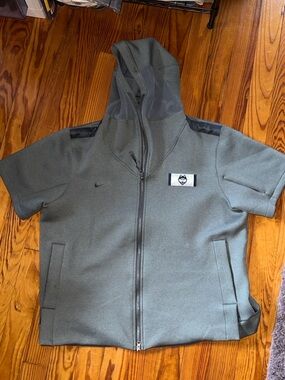 Nike Gray Full-Zip Short Sleeve Hoodie UConn Huskies Team issued